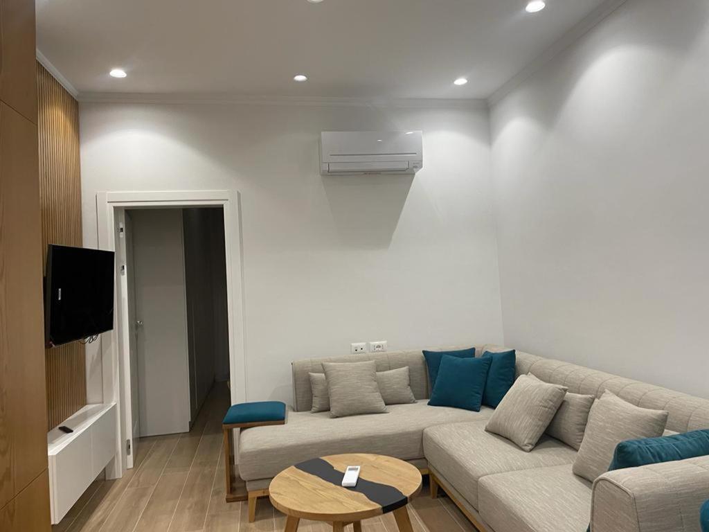 City Center Apartment Kafe Flora Tirana Exteriér fotografie